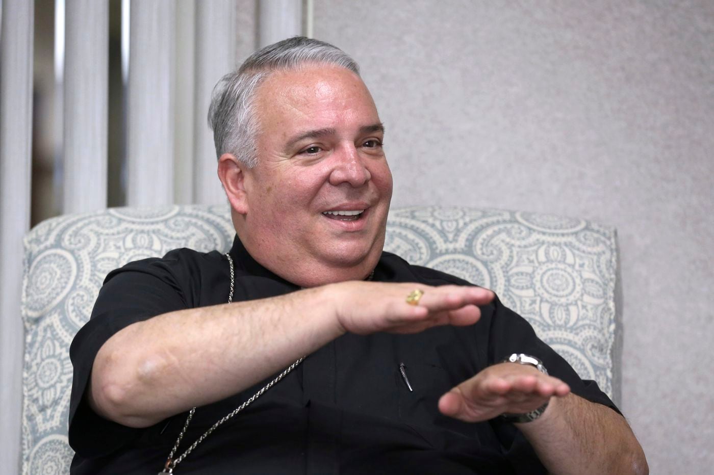 Bishop Nelson Perez Of Cleveland Named Philadelphias Next Archbishop