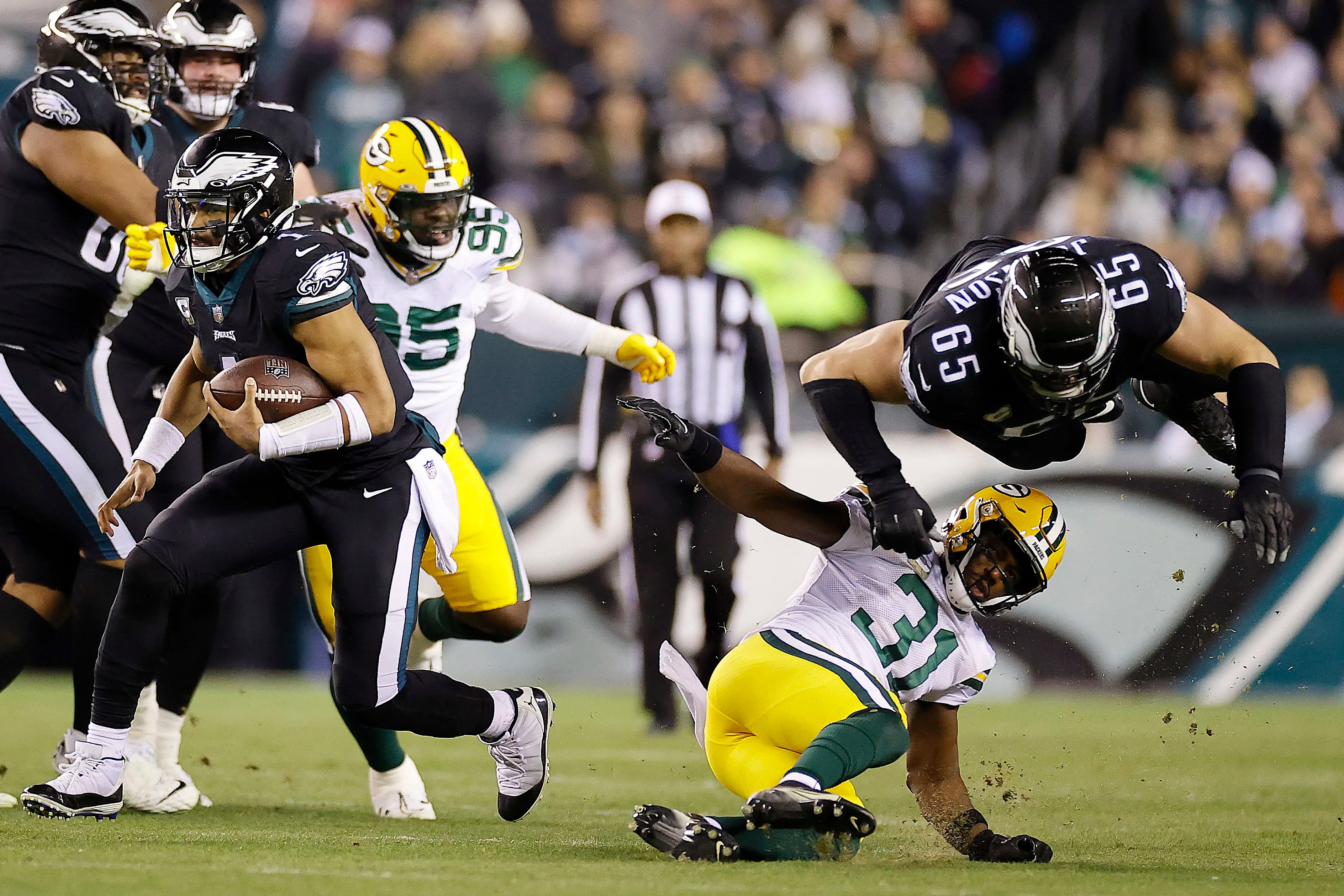 Lincoln Financial Field turf save Eagles' Lane Johnson from