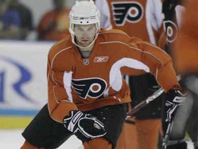 Claude Giroux 28 Philadelphia Flyers 2010 Winter Classic -  Denmark