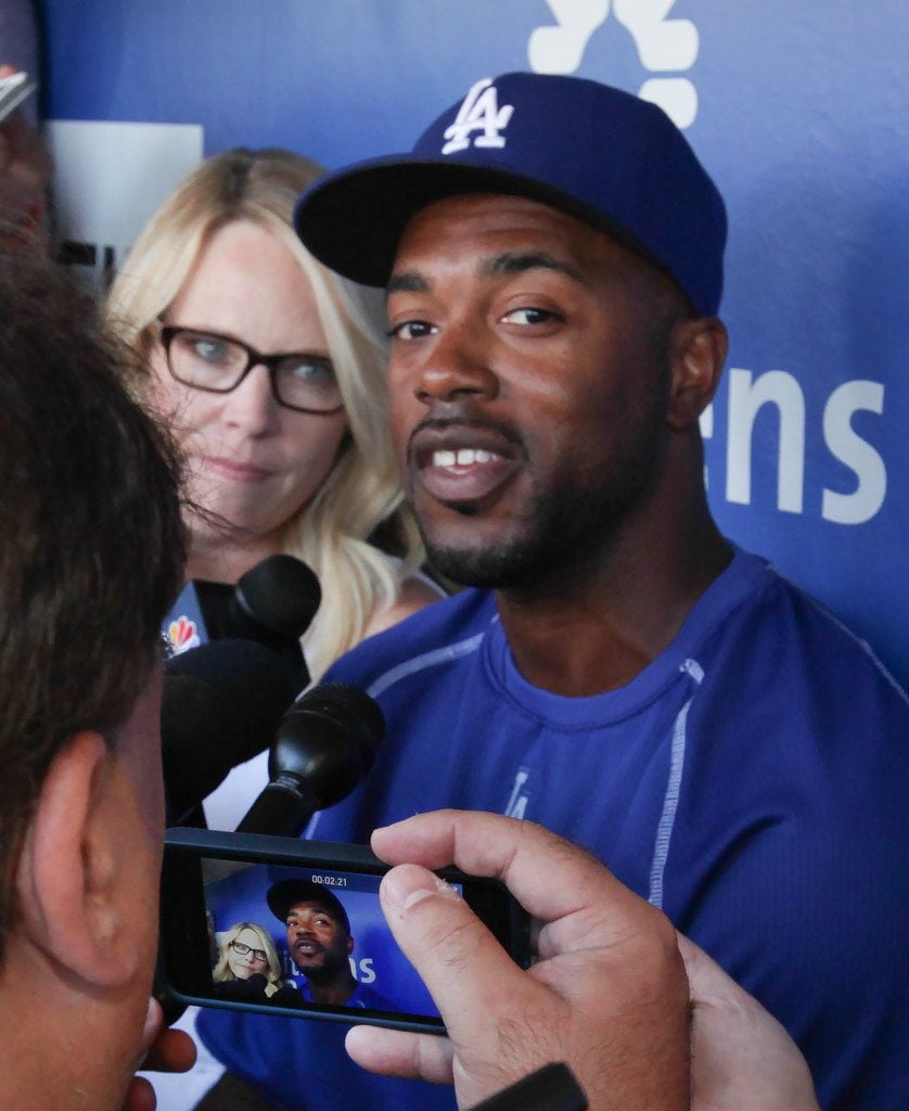 Phillies: Jimmy Rollins calls former manager Sandberg disrespectful