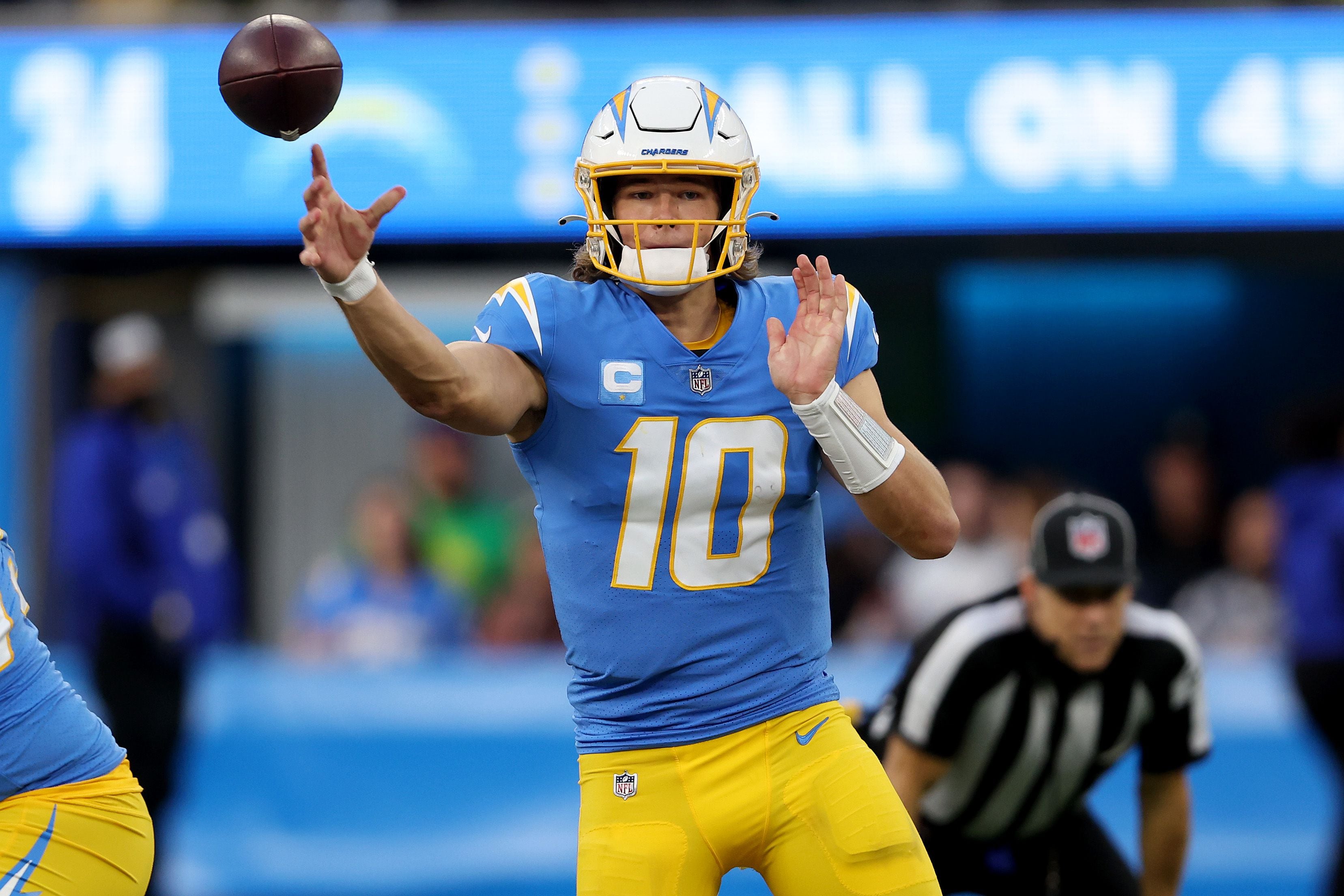 Chargers vs. Raiders Game Preview: Week 4 score predictions - Bolts From  The Blue