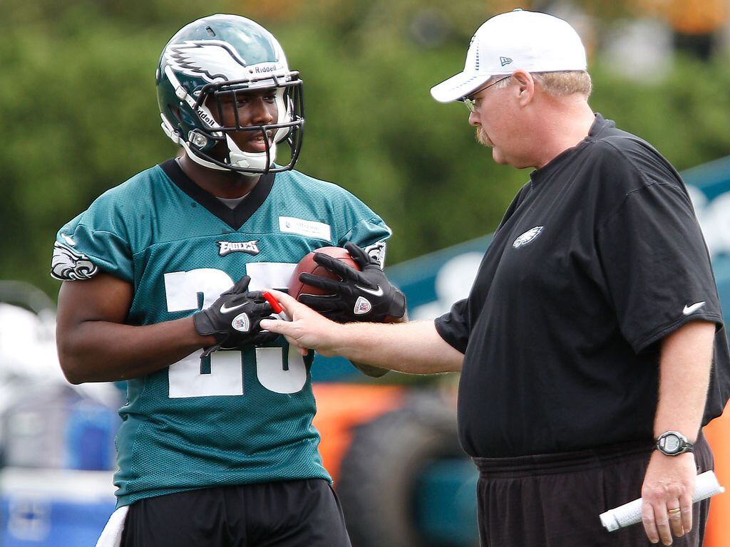 LeSean McCoy to sign with Chiefs after being cut by Bills