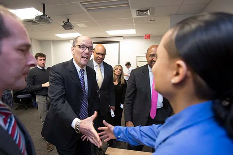 U.S. Secretary of Labor Thomas Perez visits School District of Philadelphia headquarters and meets participants in the Urban Technology Program. ( ED HILLE / Staff Photographer )