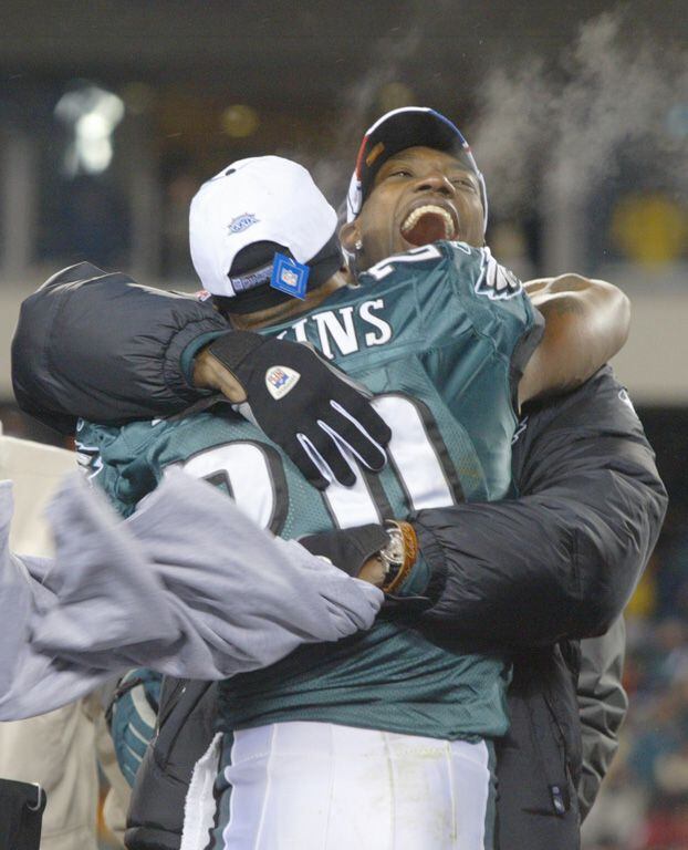 Brian Dawkins Will Be A Free Agent, Could Retire - Bleeding Green