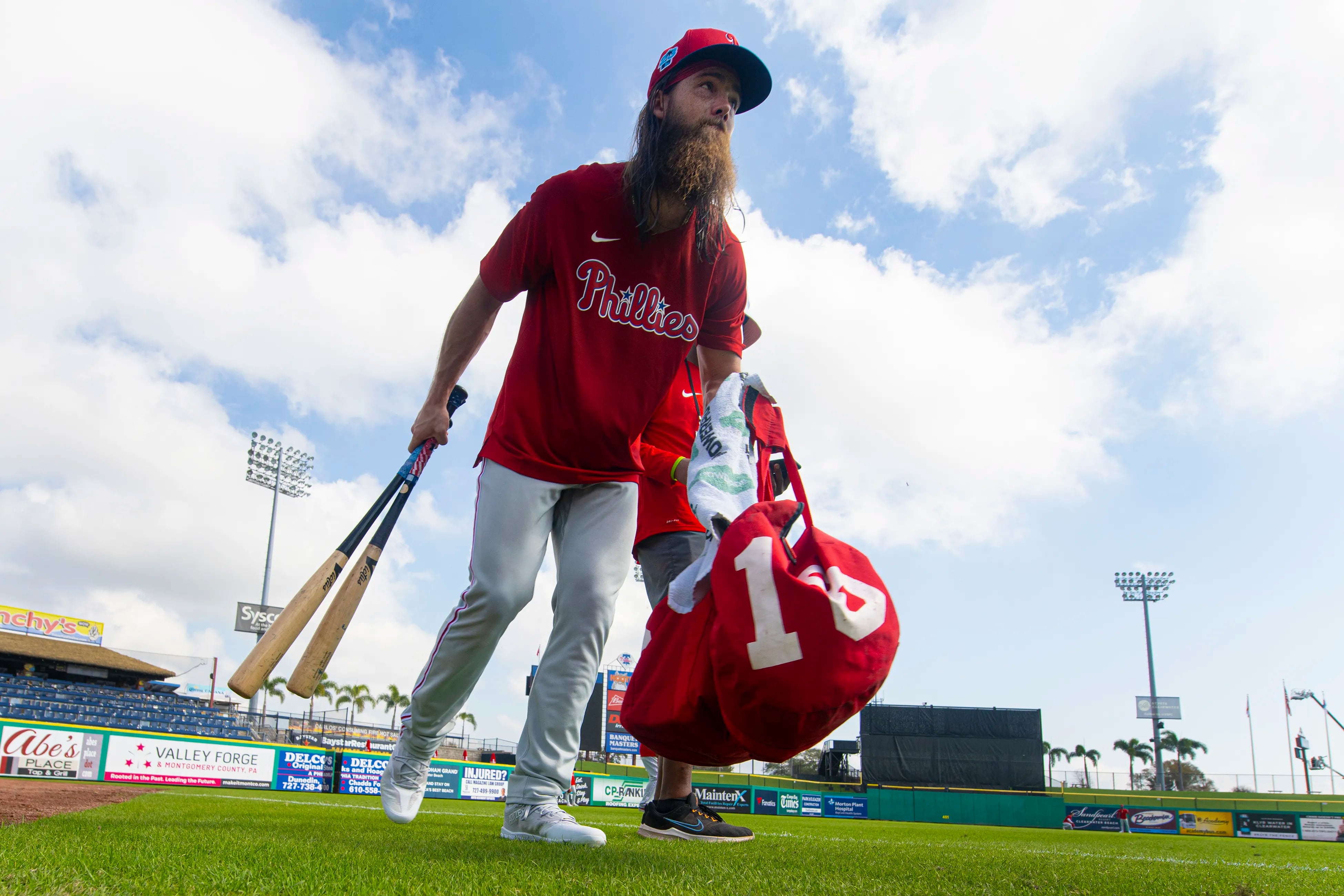 Phillies start their spring training workout in Clearwater