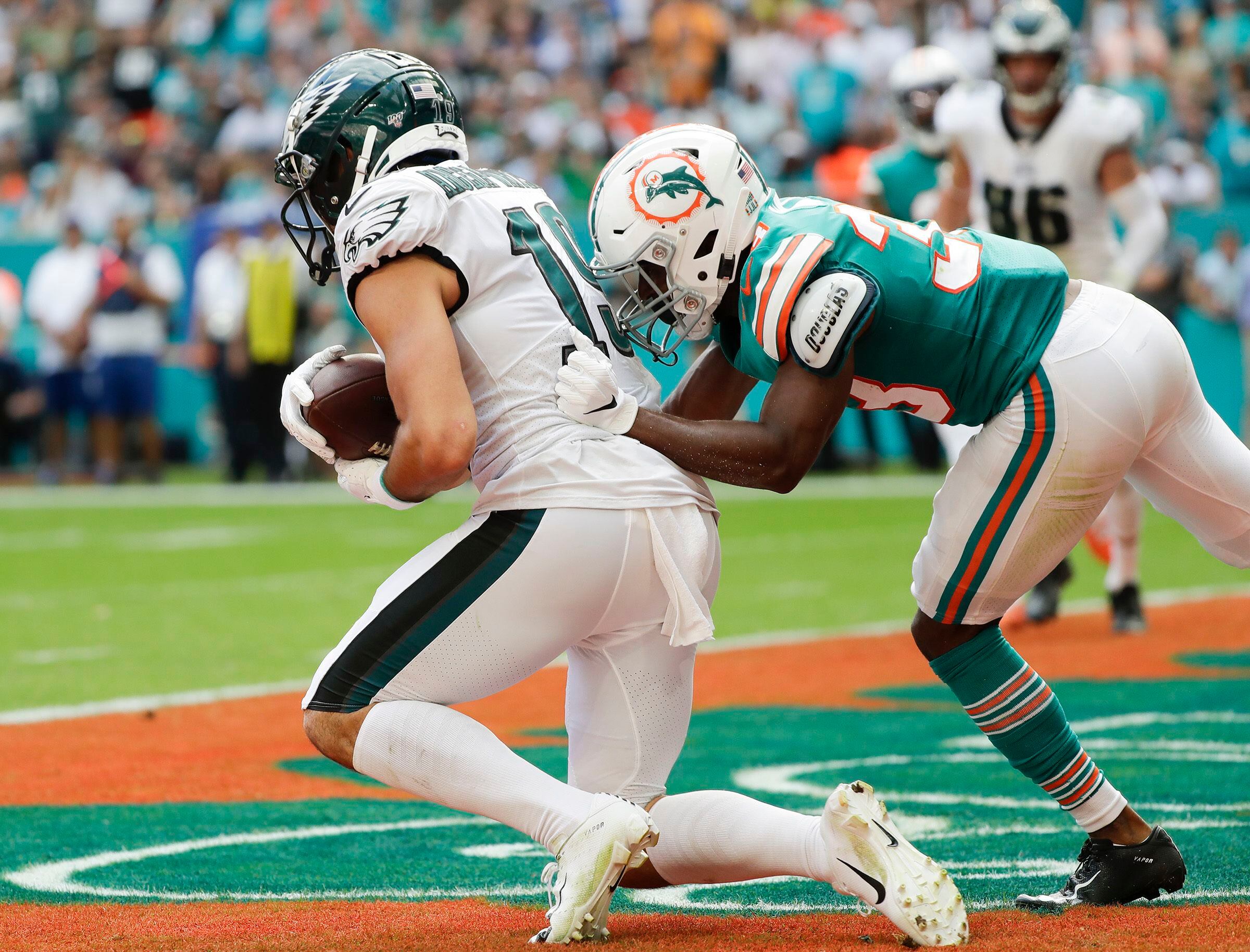 VIDEO: Dolphins Bamboozle Eagles With Punter-to-Kicker Trick Play TD