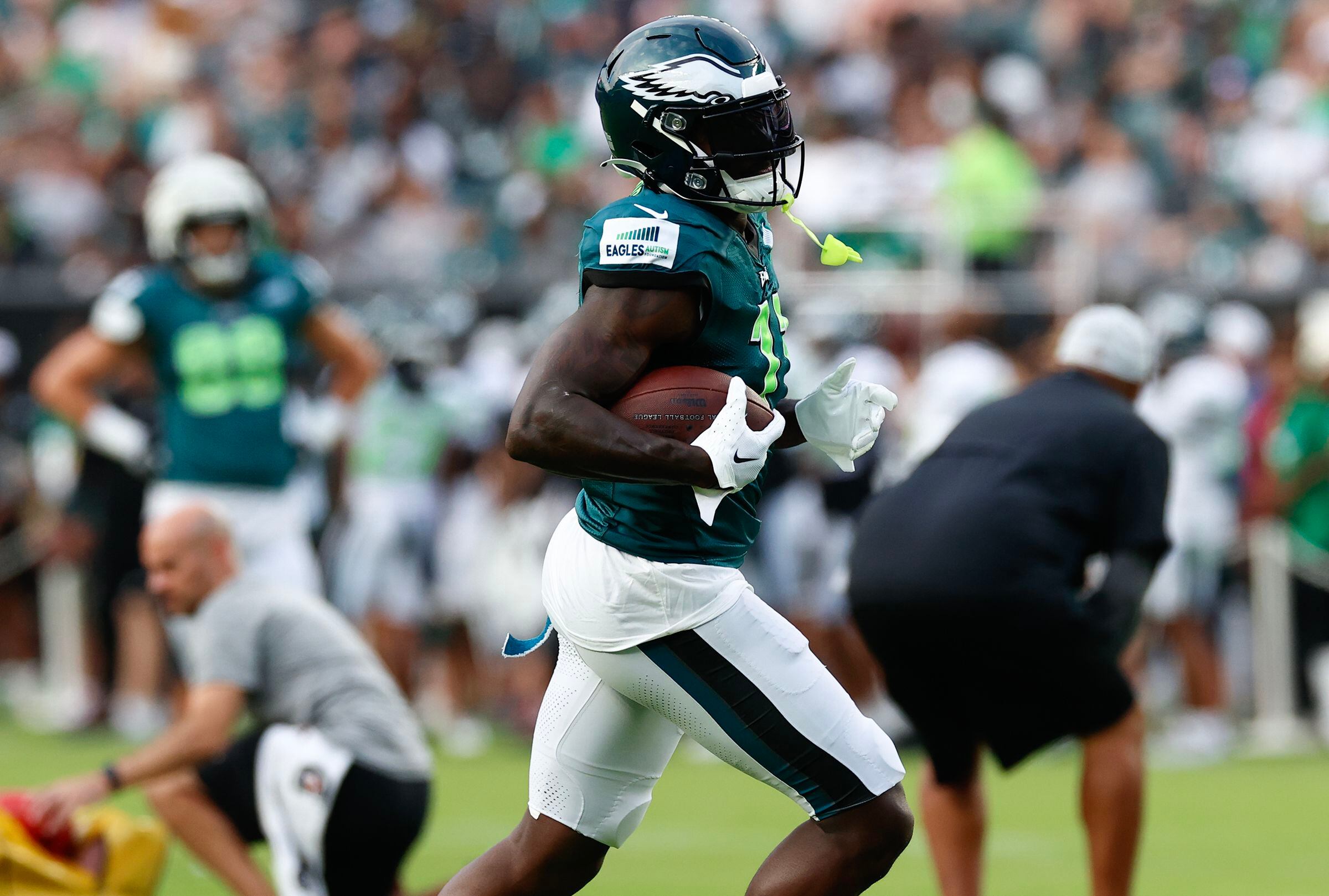 Philadelphia Eagles cornerback Josh Jobe (28) defends against the New York  Giants during an NFL football game Sunday, Dec. 11, 2022, in East  Rutherford, N.J. (AP Photo/Adam Hunger Stock Photo - Alamy