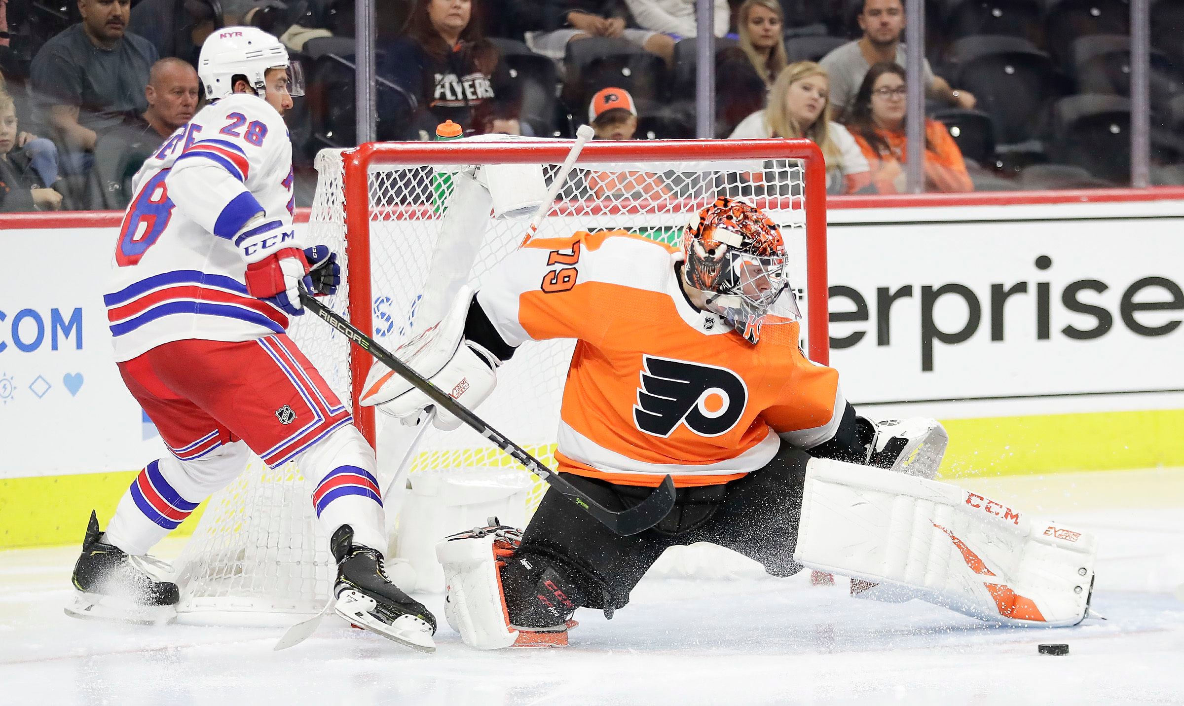 Philadelphia Flyers' Carter Hart strives to be NHL's best goaltender