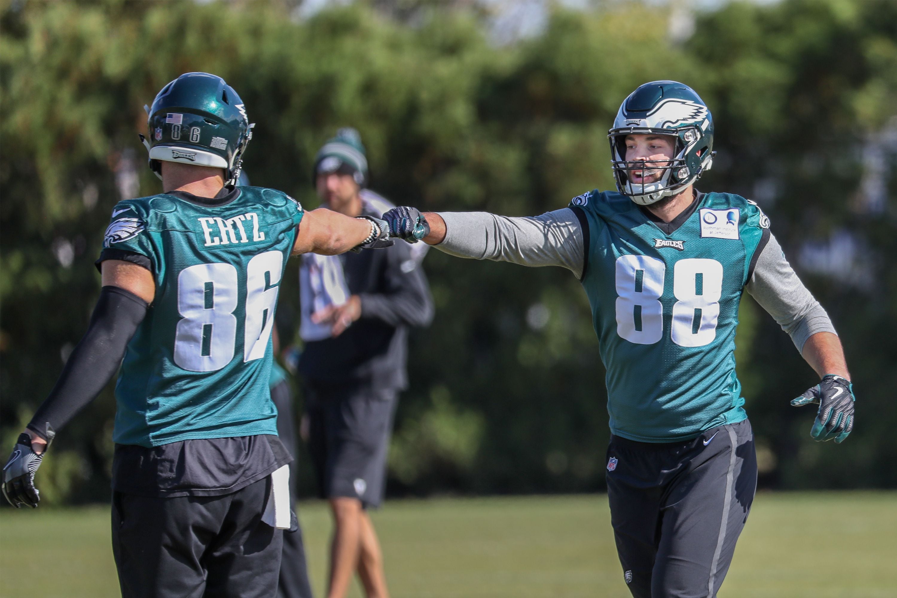 Eagles rule Dallas Goedert out by elevating two practice squad players as  COVID replacements - Bleeding Green Nation