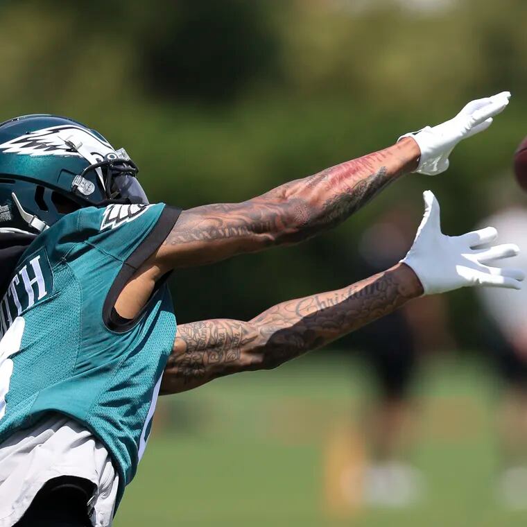 Eagles wide receiver DeVonta Smith runs drills during minicamp practice at the NovaCare Complex on Tuesday.