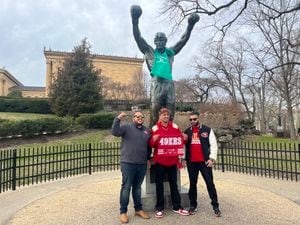 49ers shirt found on Rocky statue in Philadelphia ahead of NFC championship