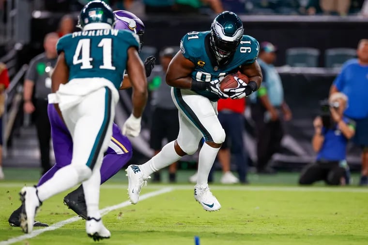 Philadelphia Eagles defensive tackle Fletcher Cox recovers a Vikings fumble in the third quarter at Lincoln Financial Field on Thursday, Sep. 14, 2023, in Philadelphia.