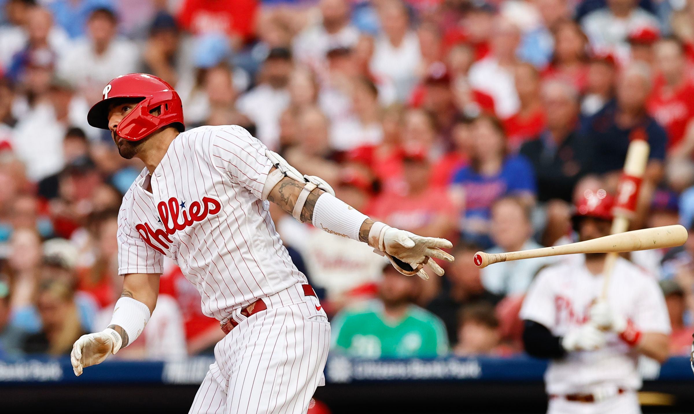 Phillies' ace Nola loses no-hitter in 7th, wins game 8-3 over Tigers