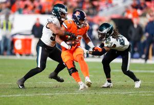 Slay's scoop-and-score leads Eagles past Broncos 30-13