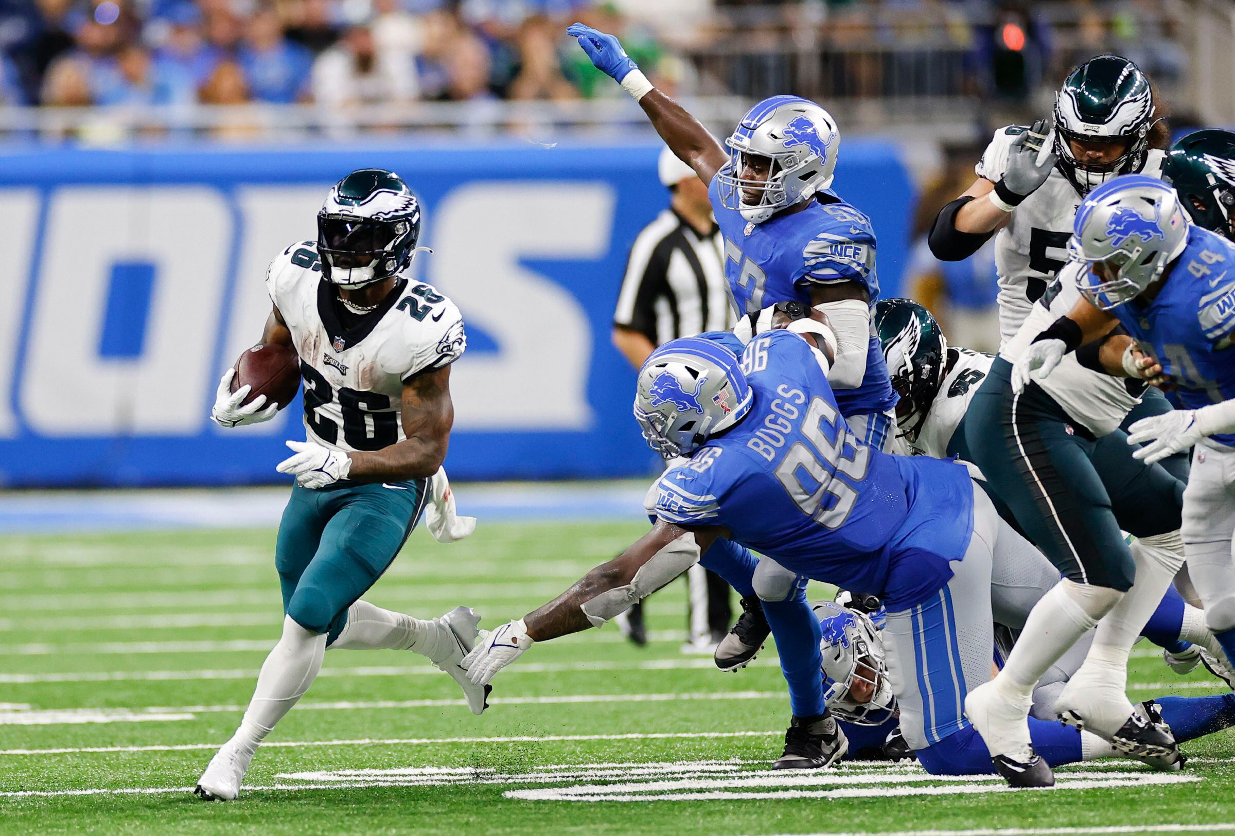 Lions dismantled in every way by the Eagles, 44-6 – The Oakland Press