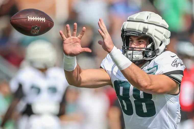 Eagles TE Dallas Goedert, held without a catch in Week 1, aims to rebound  vs. Vikings