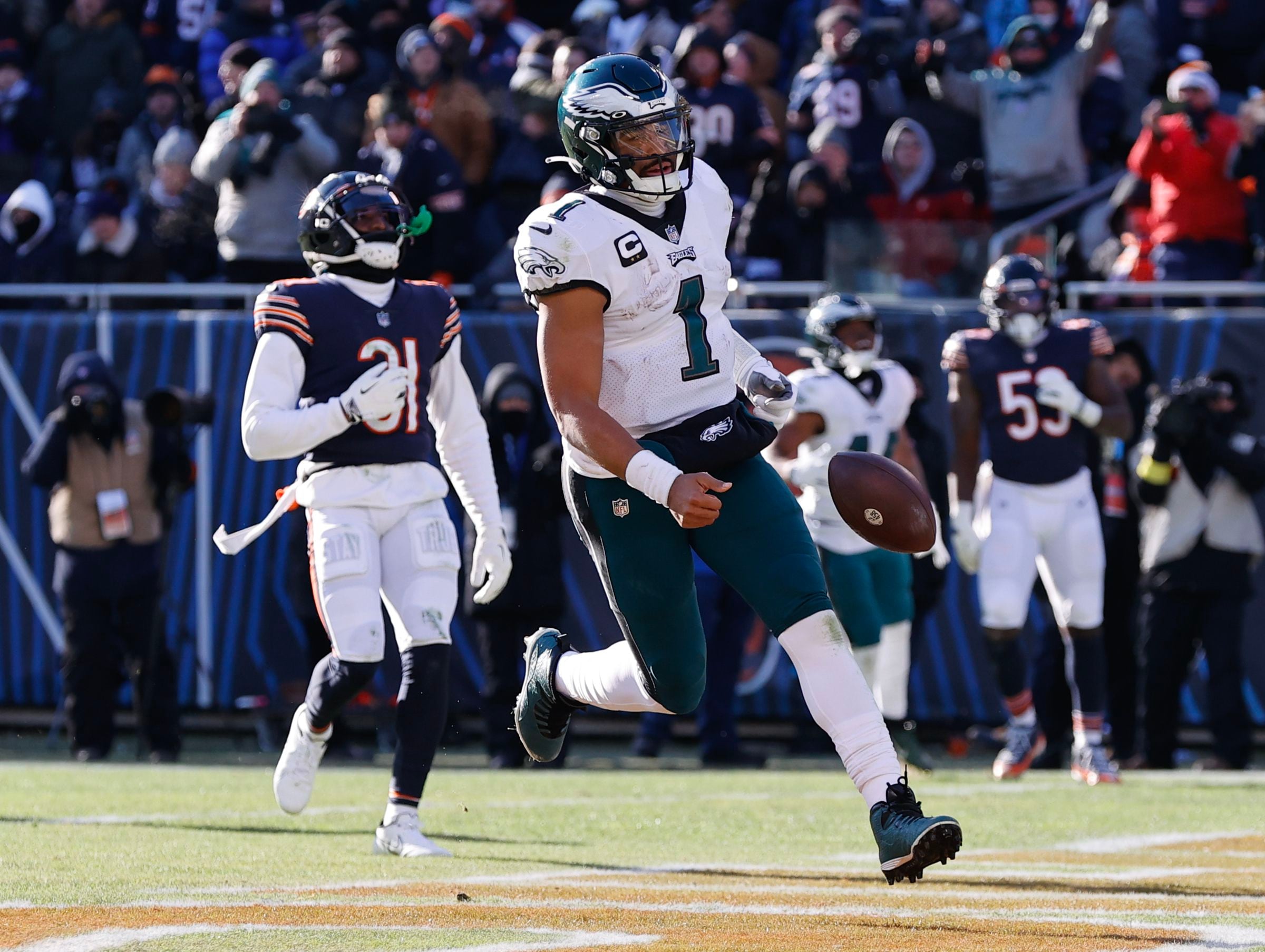 He's got fight': Jalen Hurts takes a beating and keeps on ticking as the  Eagles survive the pesky Bears