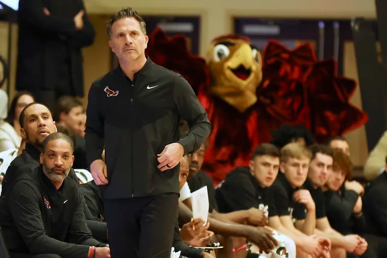 Saint Joseph’s head coach Billy Lange will be searching for a new assistant after John Linehan departed for BYU.