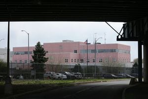 Philadelphia prison inmate being questioned in his cellmate s