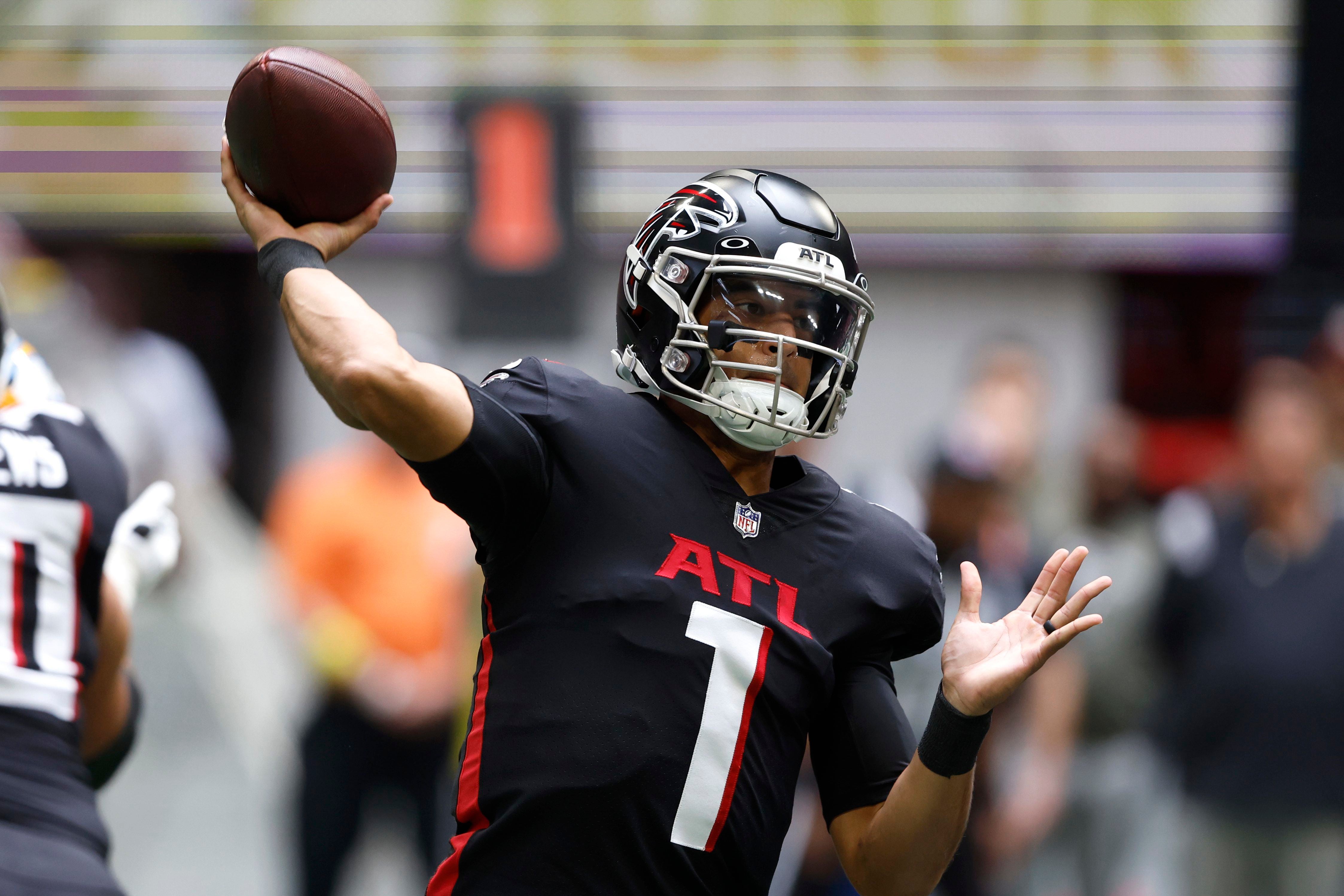 Ex-Falcons QB Marcus Mariota to sign with Eagles, per report