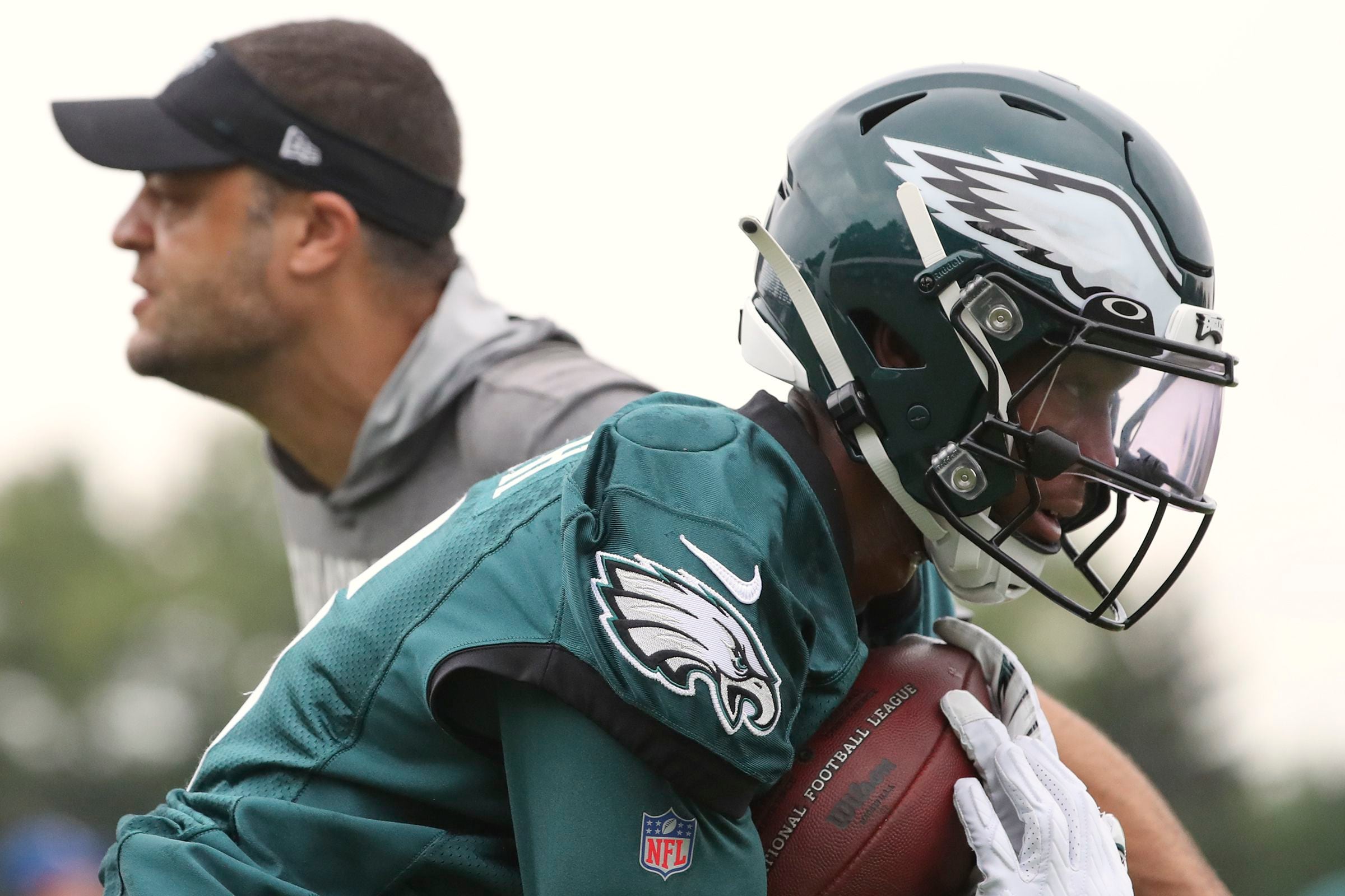 7 Eagles training camp observations: Jordan Mailata still