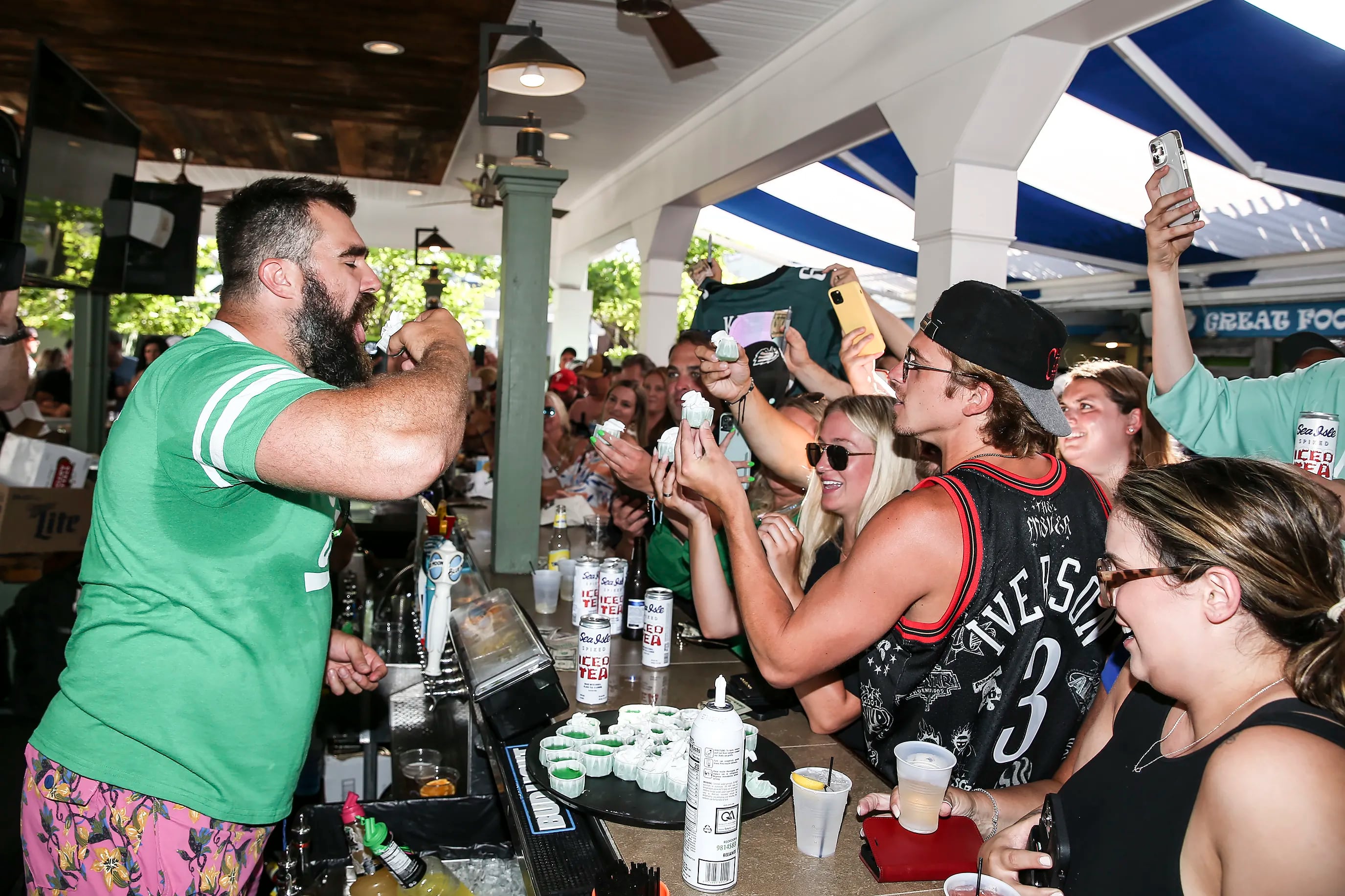 Jason Kelce And Jordan Mailata Put On A Hall Of Fame Performance Behind The  Bar At The Ocean Drive