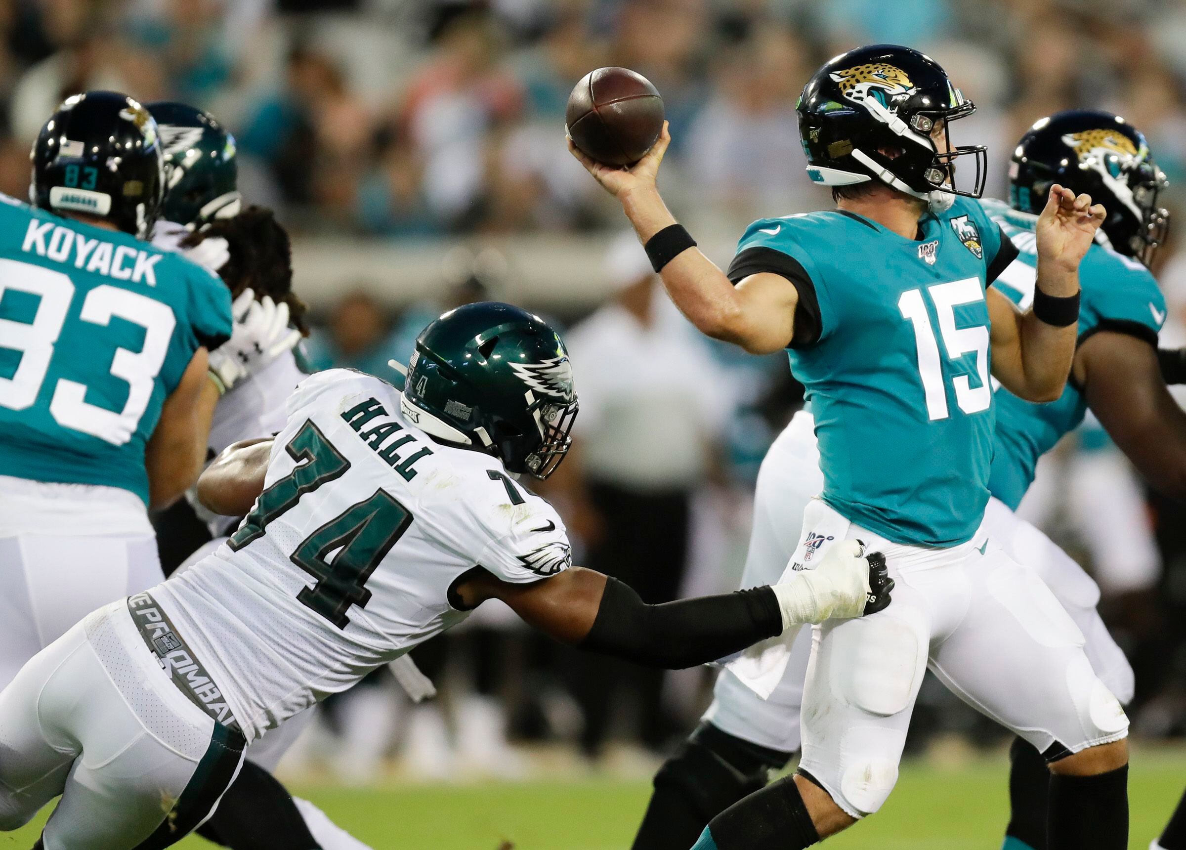 Minshew Mania hits Philadelphia as Jaguars trade QB to Eagles