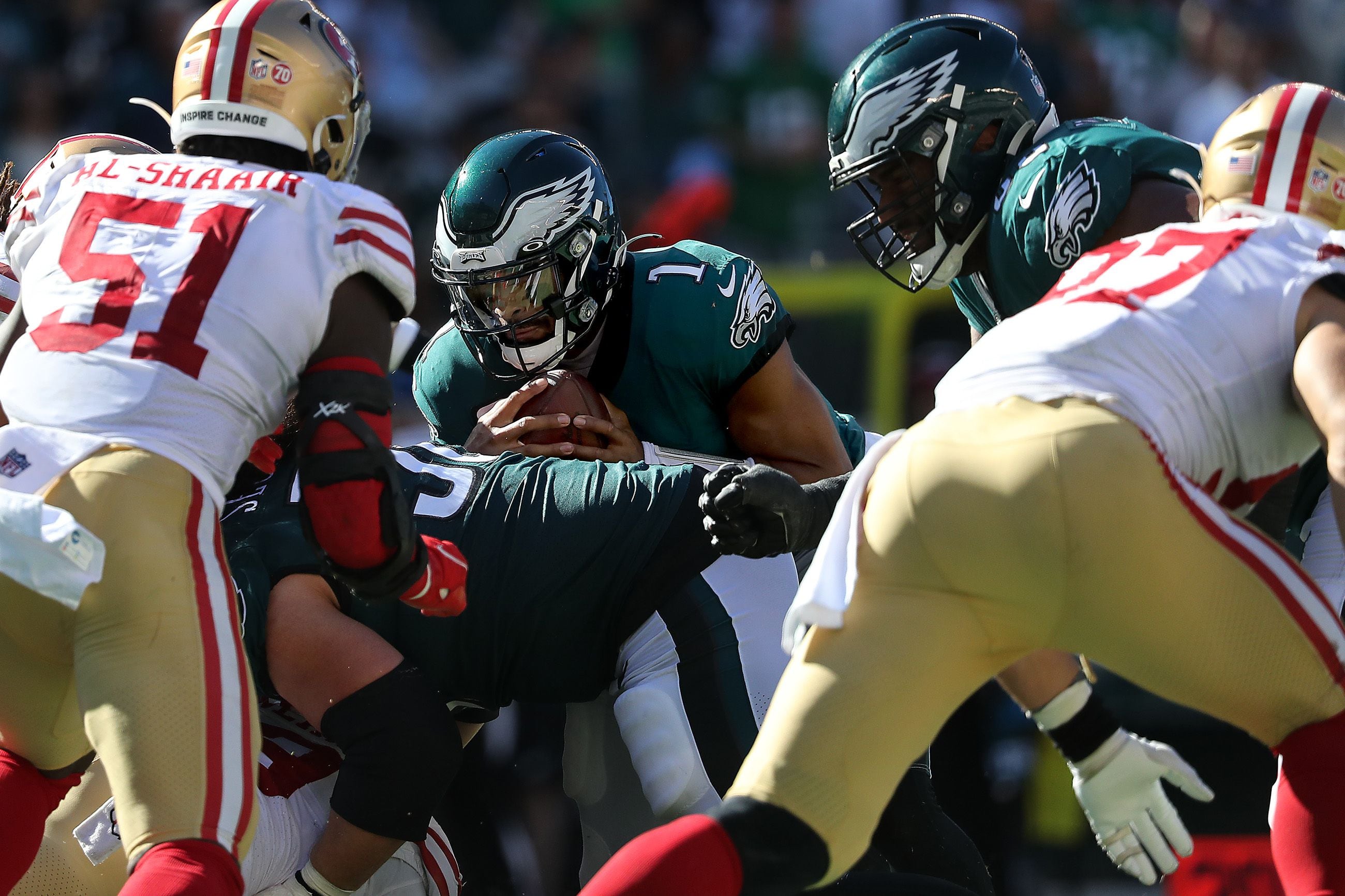 Hurts falls short in clutch in Eagles' 17-11 loss to 49ers