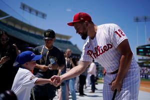 JT Realmuto & Phillies teammate Kyle Schwarber joke about dominance of  #kyleschwarber as leadoff 