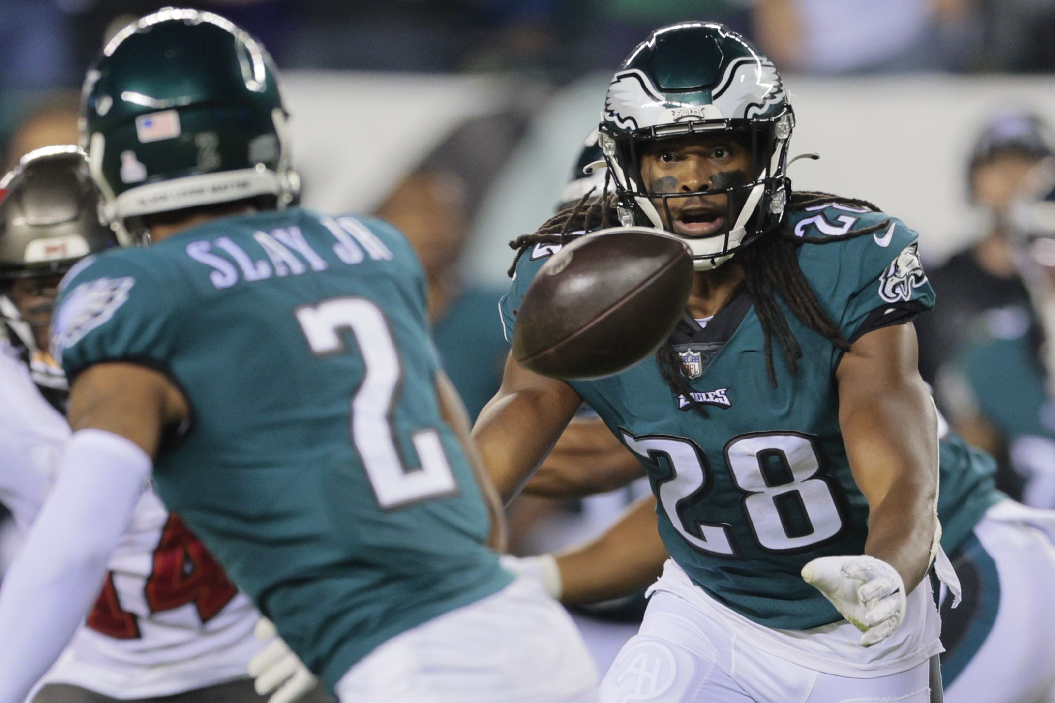 Anthony Harris: Eagles Defense Bonding On & Off the Field