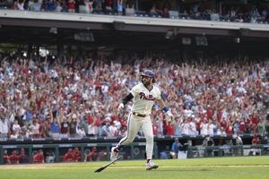 Bryce Harper belts 300th homer in Phillies' loss to Angels