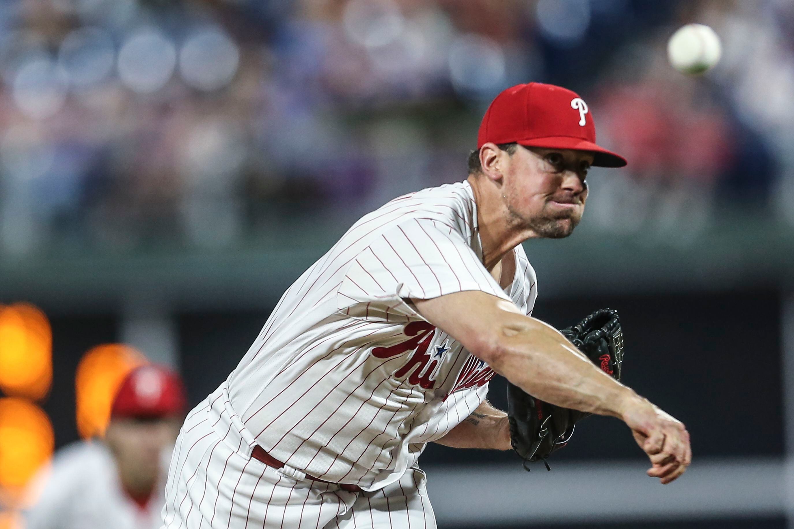 Rhys Hoskins' big error leads to Phillies' loss to Marlins - CBS  Philadelphia