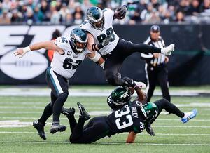 Eagles' productive run game persists in win against Jets, even without the  threat of Jalen Hurts' running ability