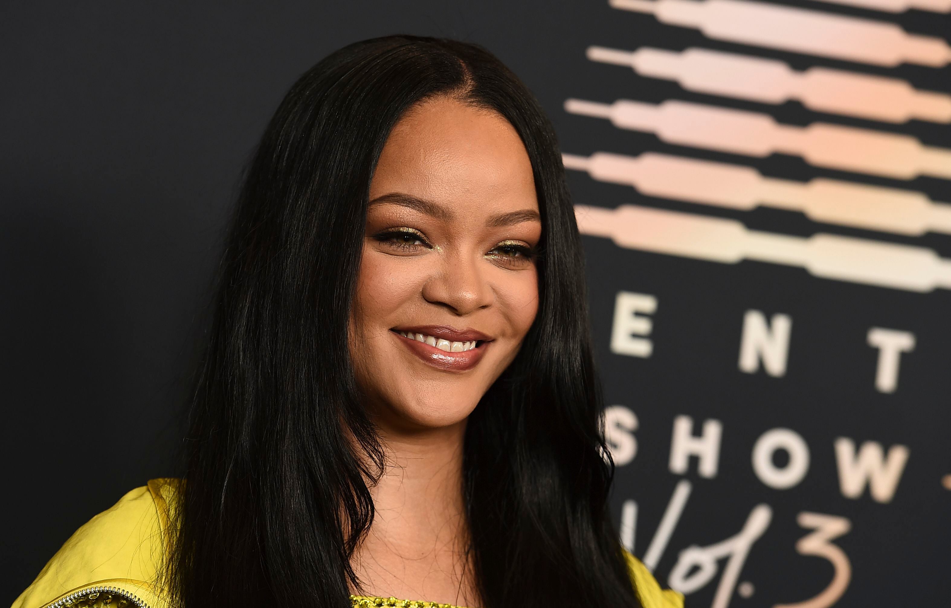 Rihanna Will Headline 2023 Super Bowl Halftime Show