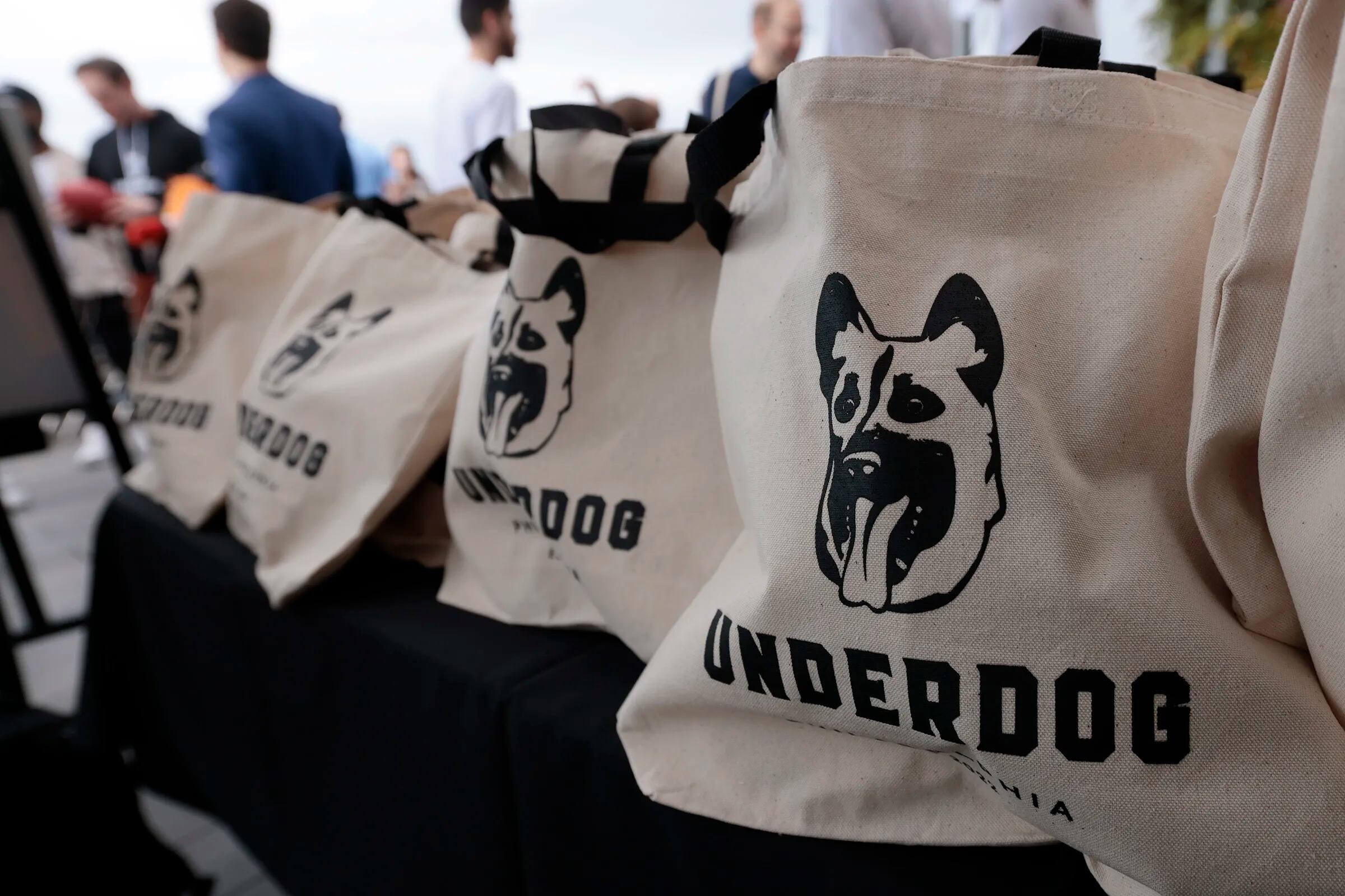 Underdogs! Eagles' Jason Kelce launches clothing line that gives