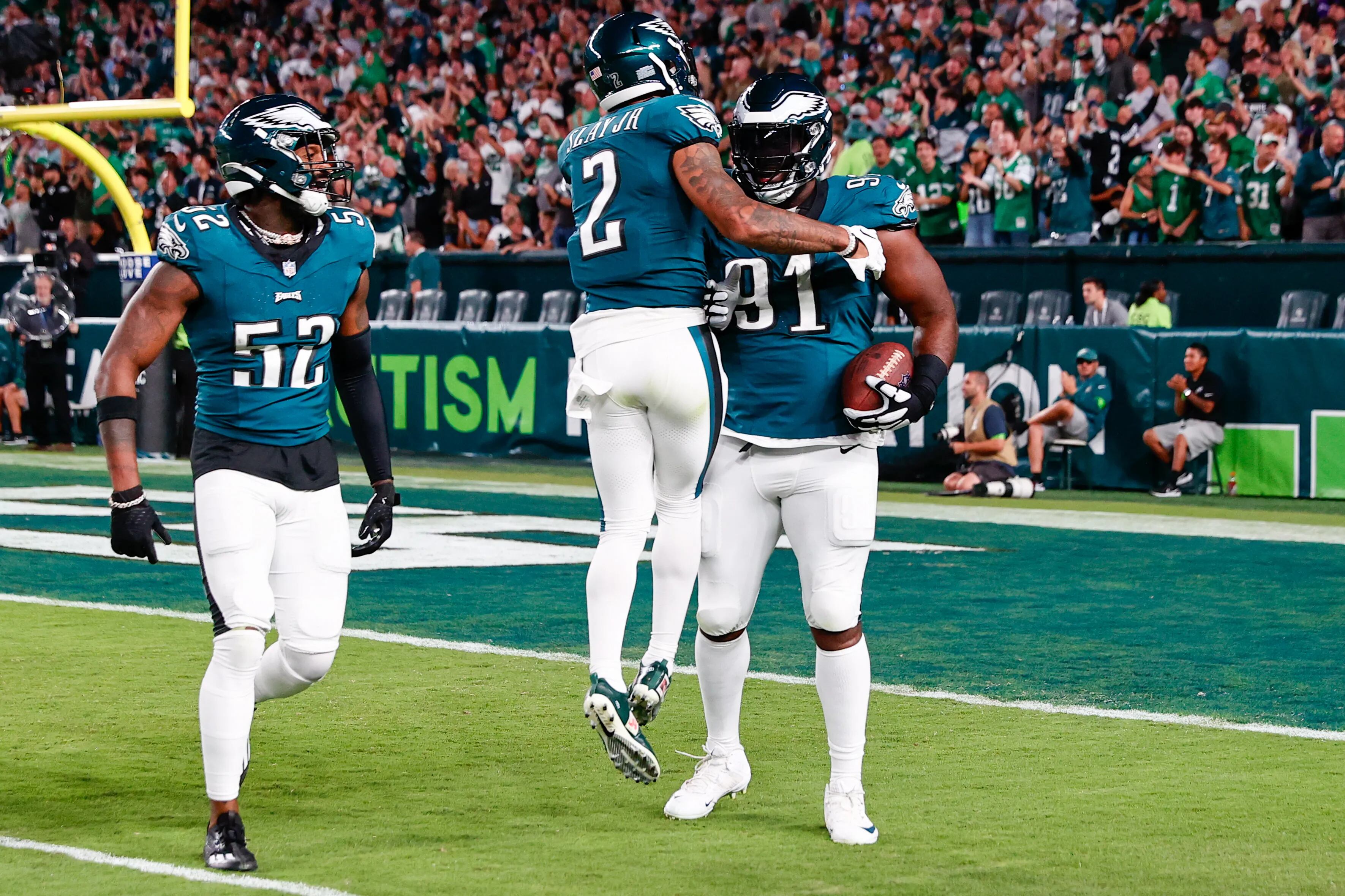 Philadelphia Eagles' Josh Sweat Fuels Win vs. Minnesota Vikings by Treating  Everyone Equally - Sports Illustrated Philadelphia Eagles News, Analysis  and More