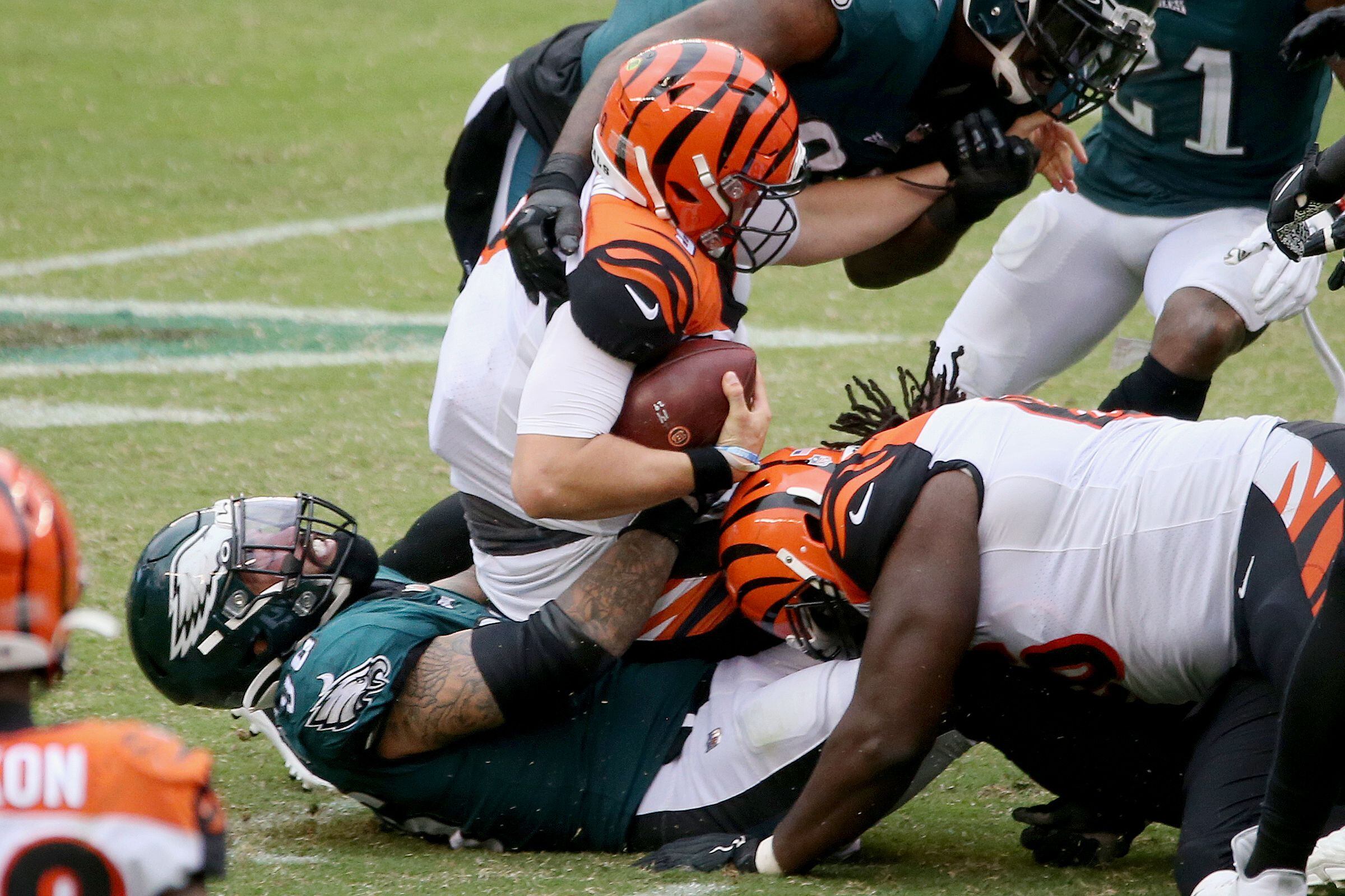 Eagles tie Bengals after Doug Pederson's decision to punt over 64-yard  field-goal attempt