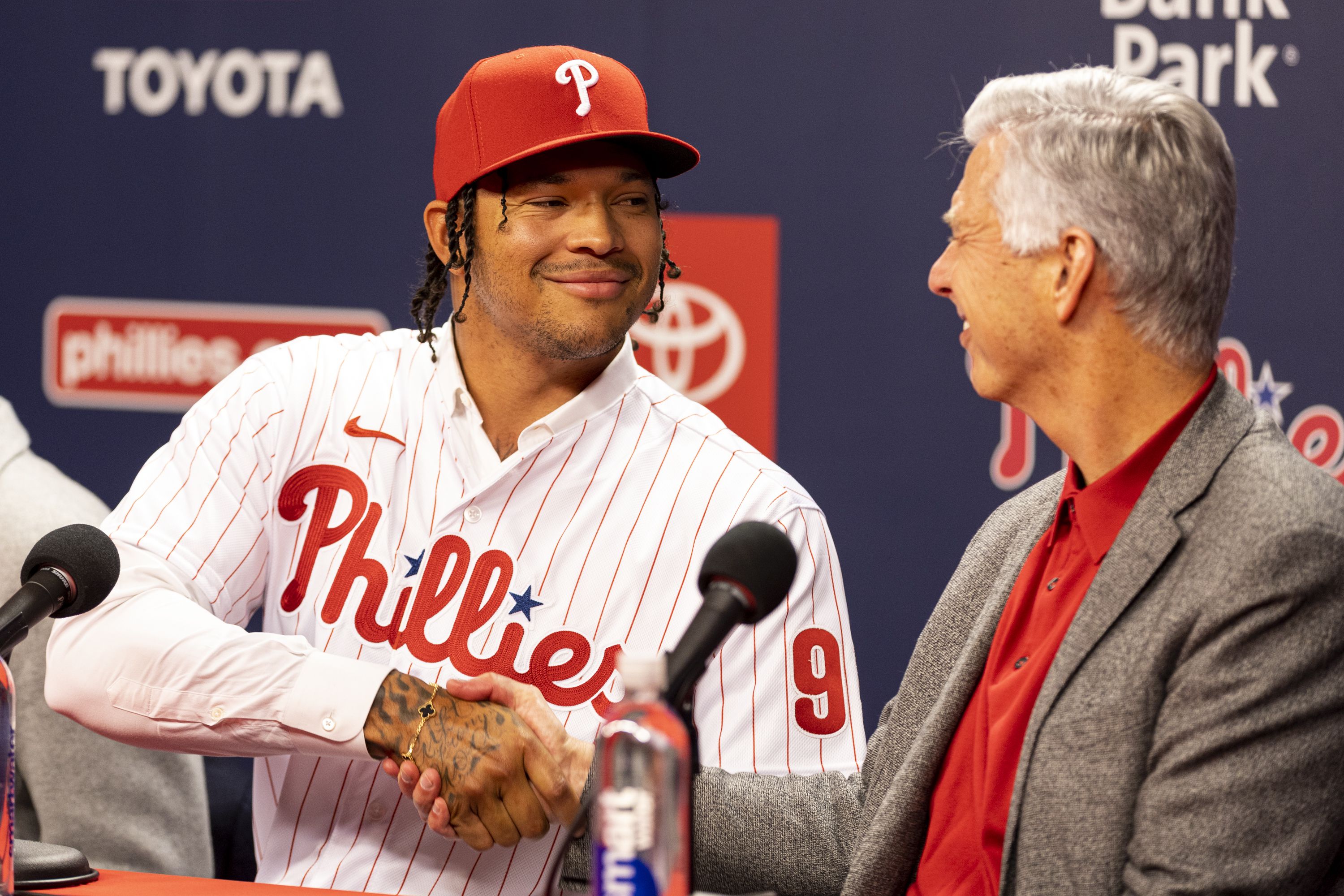 Phillies manager Rob Thomson making sure players adapt to MLB rules changes