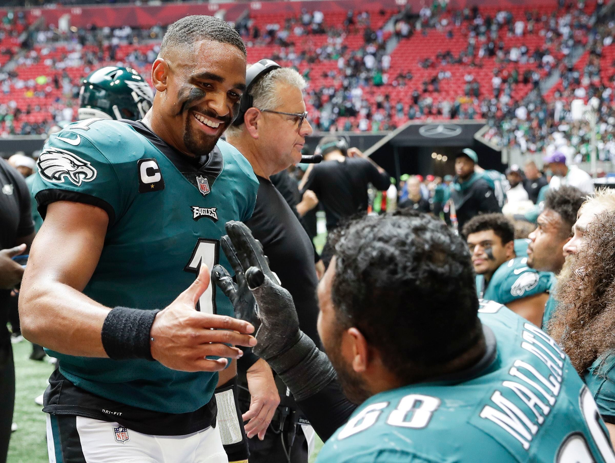 New era in Philly: Hurts 3 TDs, Eagles rout Falcons 32-6