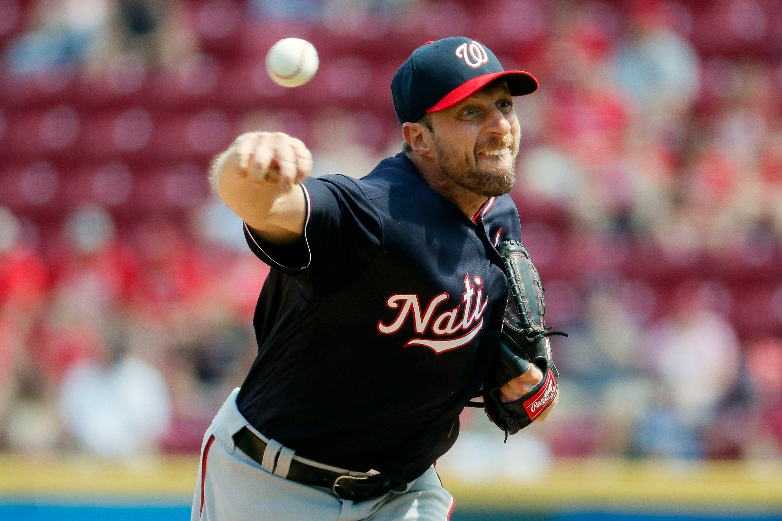 Max Scherzer much better as Mets split doubleheader with Nationals