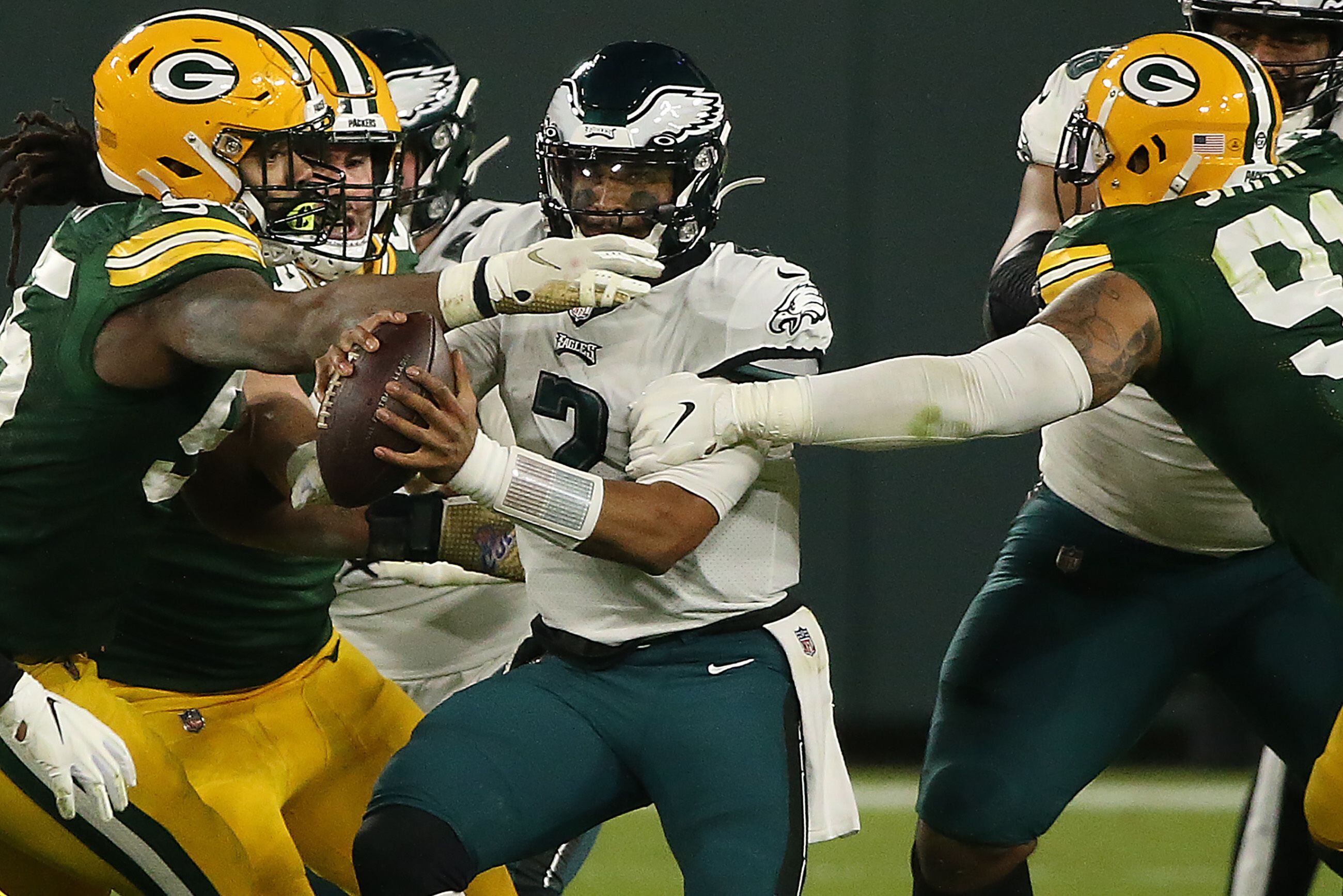 I got the GOAT': Jalen Hurts, Jason Kelce relish win over Packers, SNF