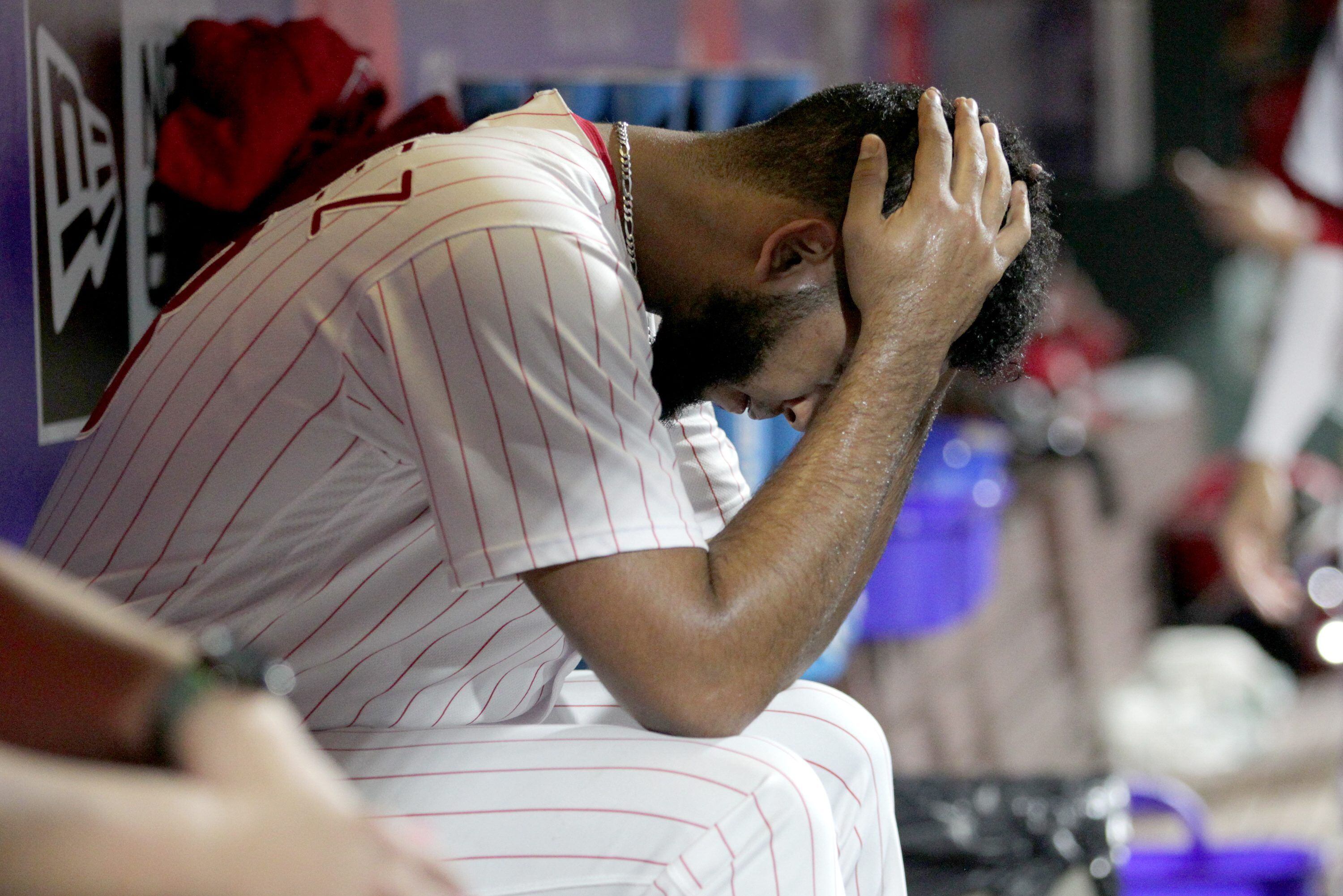 Phillies injuries: Closer Seranthony Domínguez lands on IL; Corey