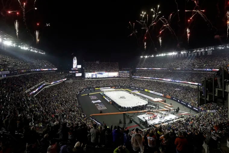 An Outdoor NHL Game That for Once Is in the Great Outdoors - The New York  Times