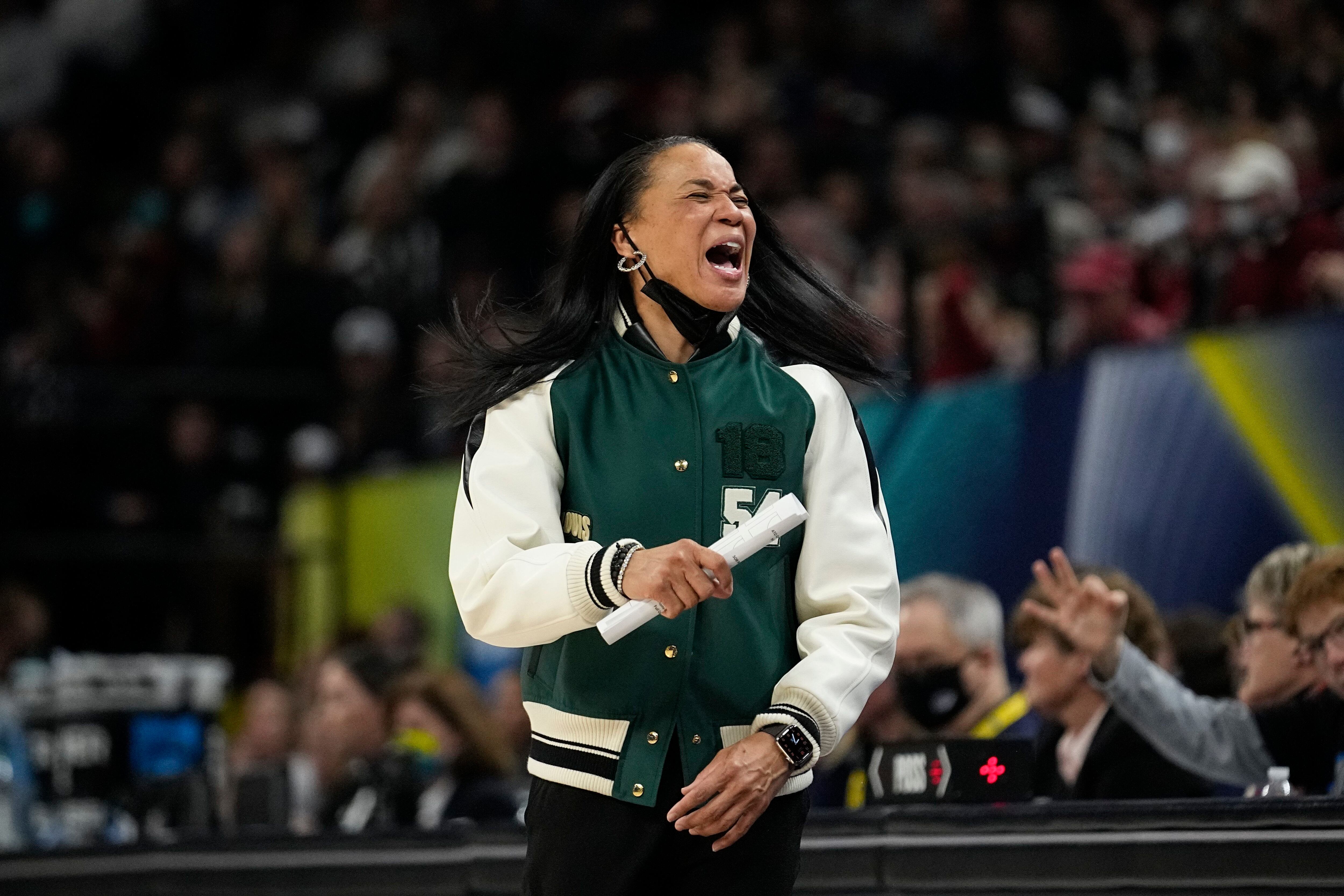 Dawn Staley outfits, ranked: South Carolina coach's sideline fashion, from  iconic jacket to Cheyney State throwback jersey