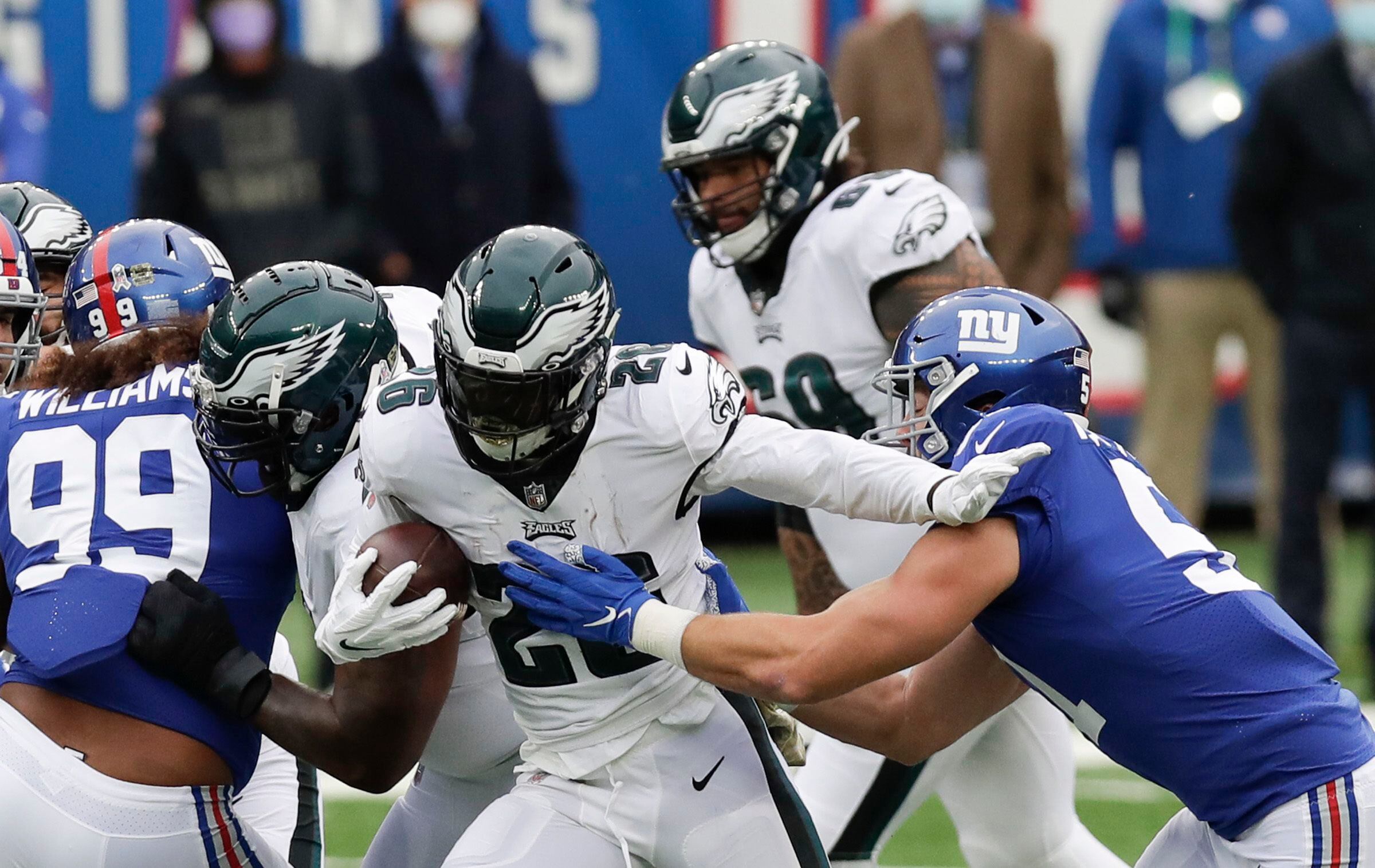 Eagles and Giants facing consequences of lost seasons - 6abc