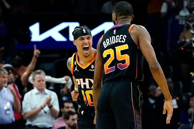 NBA: Phoenix Suns Down Dallas Mavericks, LA Lakers Sink Golden State  Warriors - News18