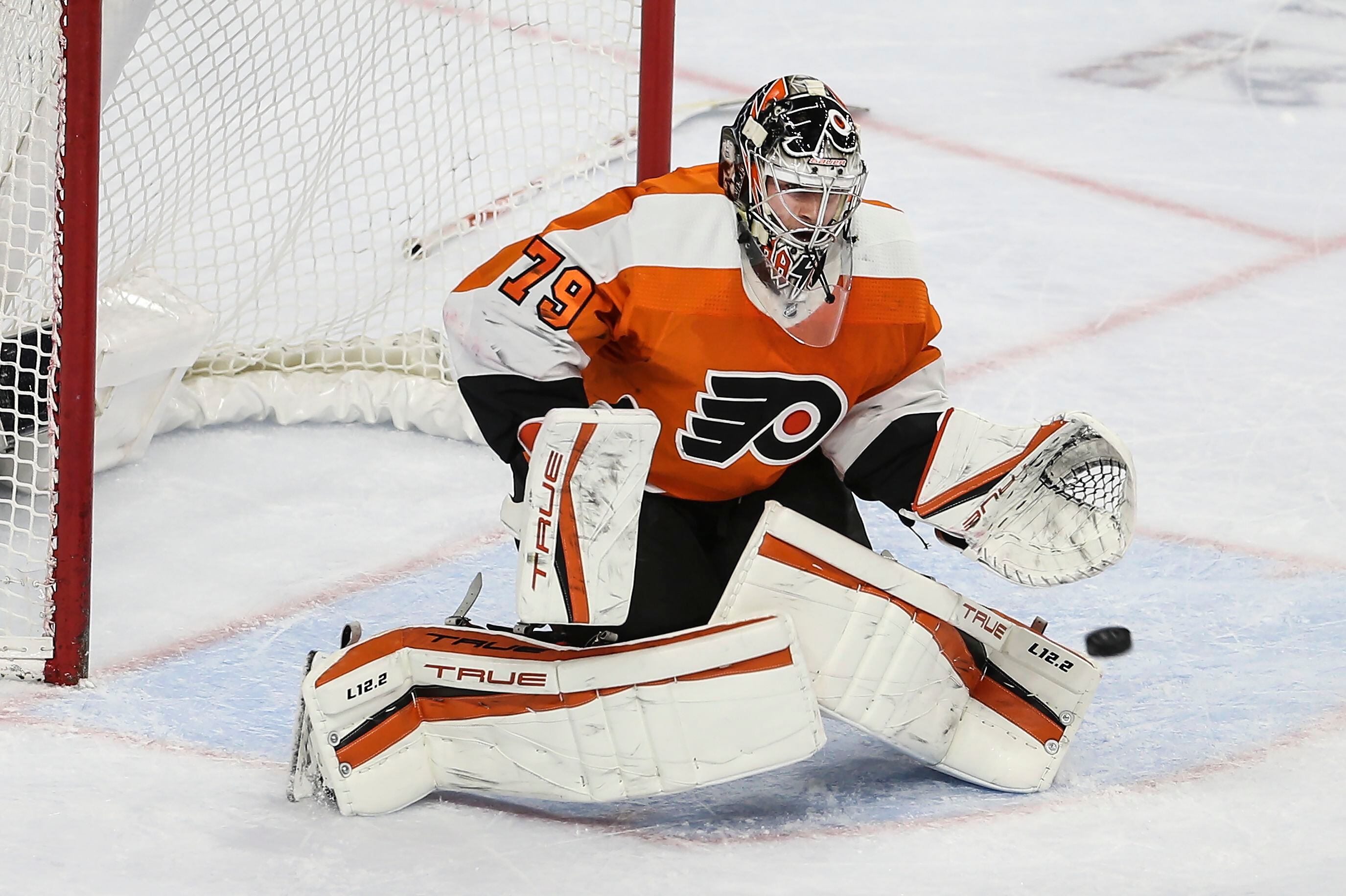 5 Observations: Flyers, Carter Hart (48 saves) Steal Win in New Jersey