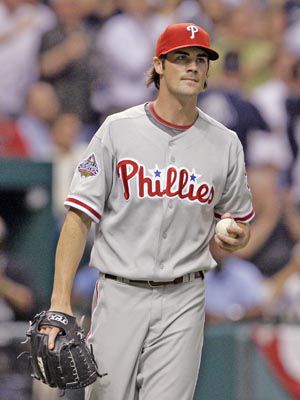 World Series MVP Cole Hamels, Phillies agree on 3-year deal – New