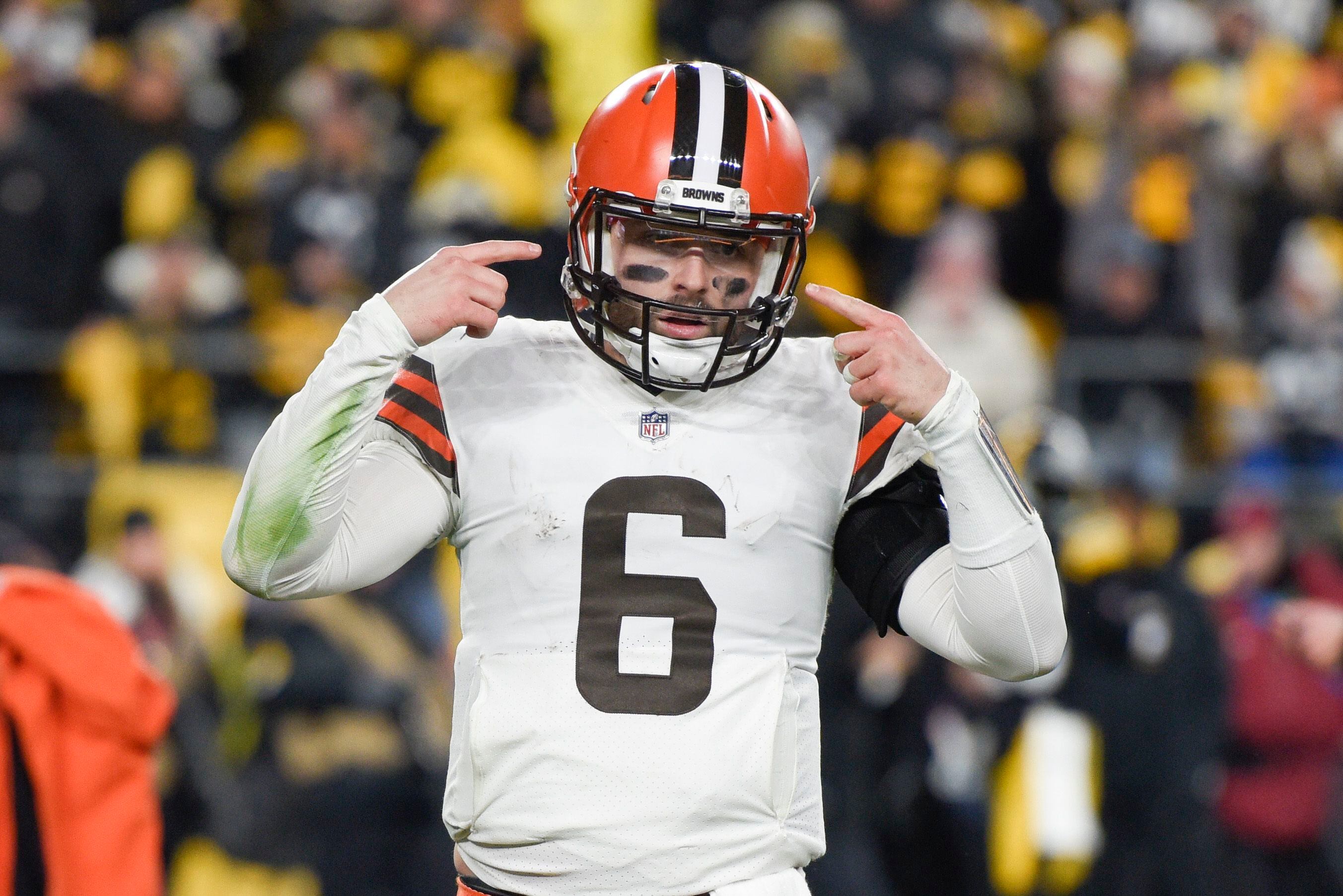 Cleveland Browns QB Baker Mayfield wears custom cleats in tribute to  corpsman slain in Kabul