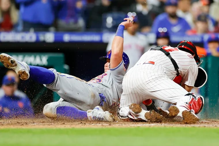 June 20 2021 San Francisco CA, U.S.A. The Phillies catcher J.T. Realmuto  (10) up at bat during the MLB game between the Philadelphia Phillies and  San Francisco Giants, Phillies lost 11-2 at